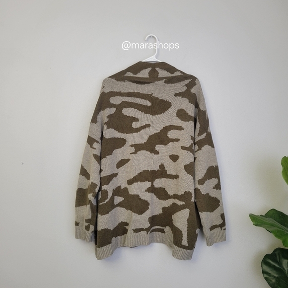 Current Elliott the oversized camo cardigan - Picture 4 of 6